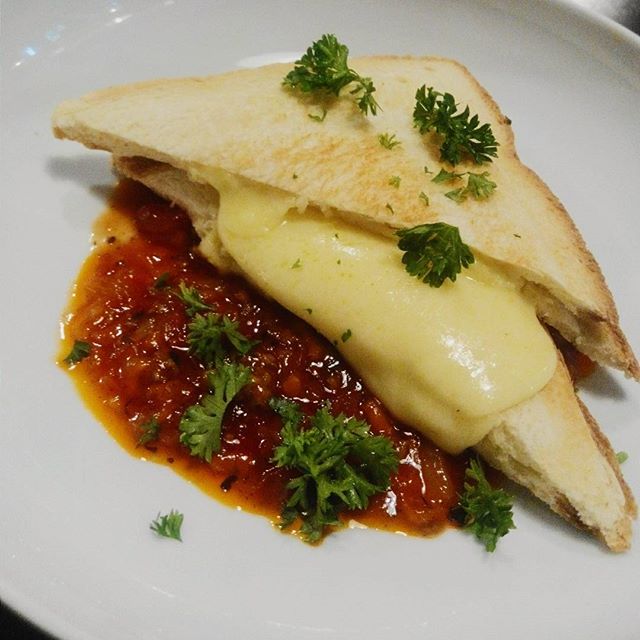 cheese toast